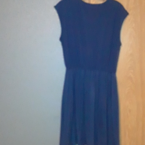 Blue dress - Picture 3 of 3